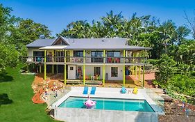 Donna'S Art House